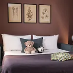 Maxim Quartier Latin Hotell 3*