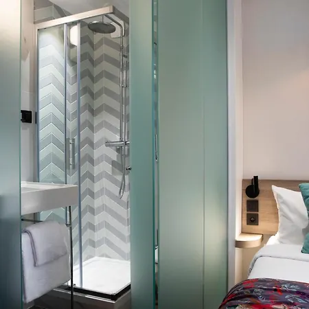 Maxim Quartier Latin Hotel 3*