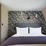 Maxim Quartier Latin 3*