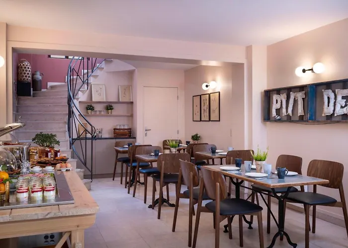 Maxim Quartier Latin Hotel