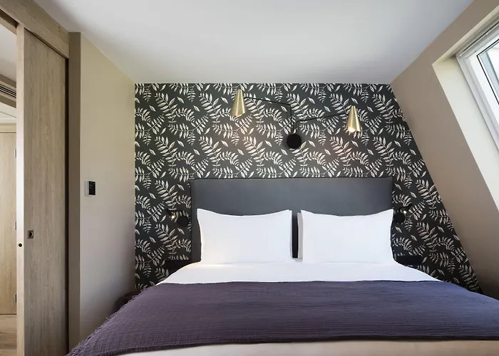 Maxim Quartier Latin 3*