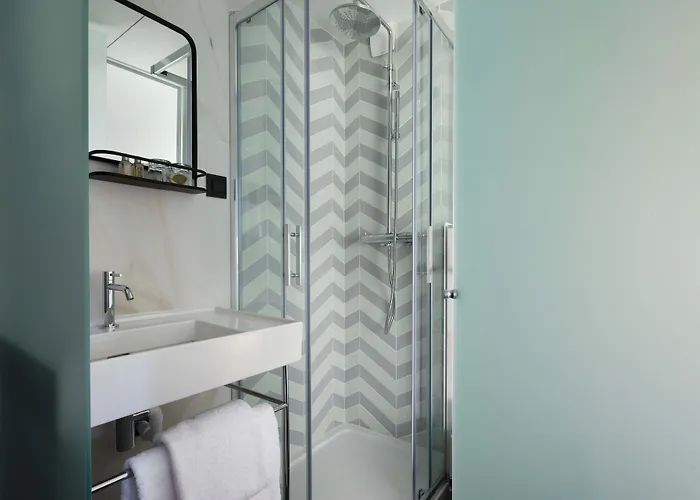 Hotel Maxim Quartier Latin 3*